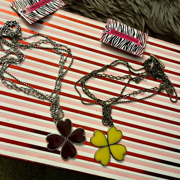 Four Leaf Clover Necklaces NWT - Picture 2 of 5